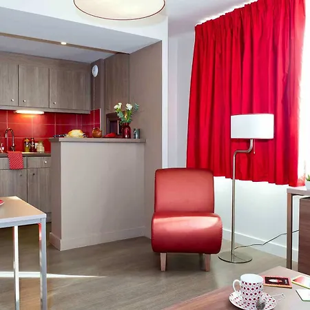 Aparthotel Adagio Centre 4*