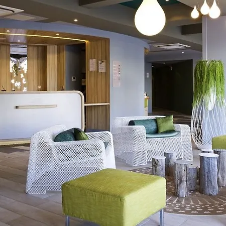 Adagio Centre מלון דירות 4*