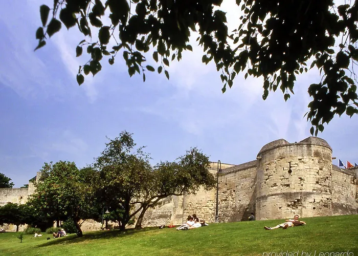 Adagio Centre Apart Otel 4*