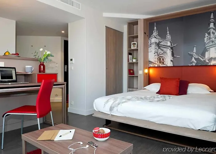 Adagio Centre Apart Otel 4*